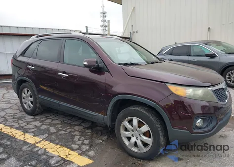 2011 Kia Sorento Lx z USA, uszkodzony, nr VIN 5XYKT3A11BG175346